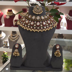 Neelofar polki necklace set