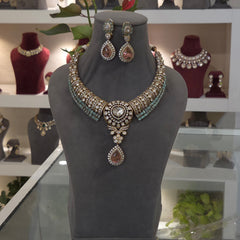 Nykaa polki hasli set