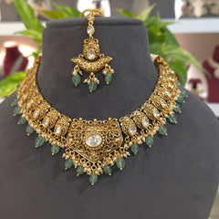 Nalini Antique gold set