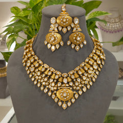 Anshu Antique kundan set