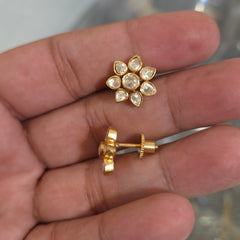 Niki moissanite studs