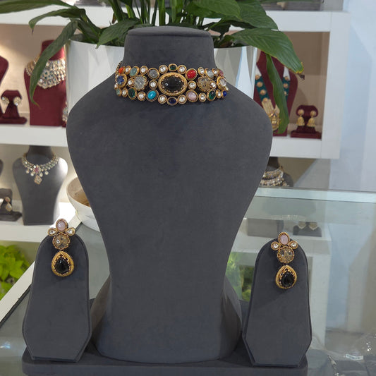 Sabyah designer choker set