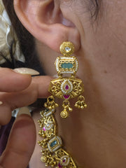 Praneta heritage necklace set