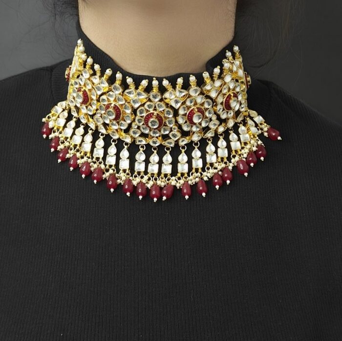 Deepika Maroon Paachi Kundan Set - Image 3